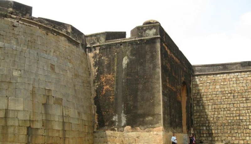 टीपू सुलतान के महल का सर्वे कराने की मांग, दावा- मंदिर की जमीन पर किया निर्माण