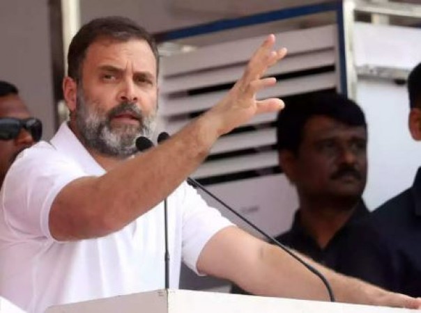 Slogans raised against Rahul Gandhi abroad, speech had to be stopped