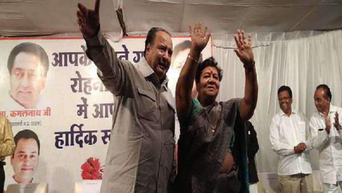 Chhattisgarh: Governor praises CM Kamal Nath, BJP criticizes