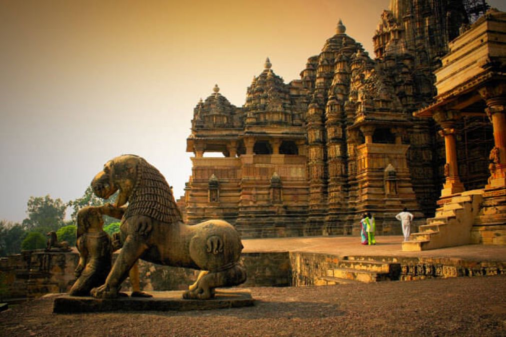 Foundation Day: Madhya Pradesh came into existence on 1 November 1956, the first two capitals were Indore and Gwalior.