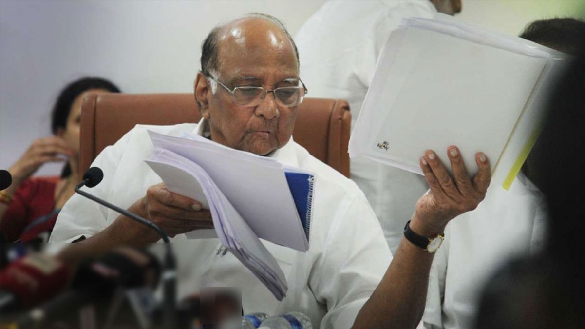 Political equations can be spoiled in Maharashtra, Sharad Pawar will go to Delhi to take advantage of the opportunity