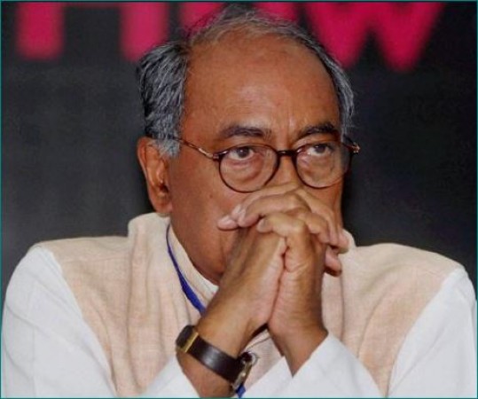 Digvijay Singh gets active in campaigning, 'Now, it is my turn to bat in the last over'