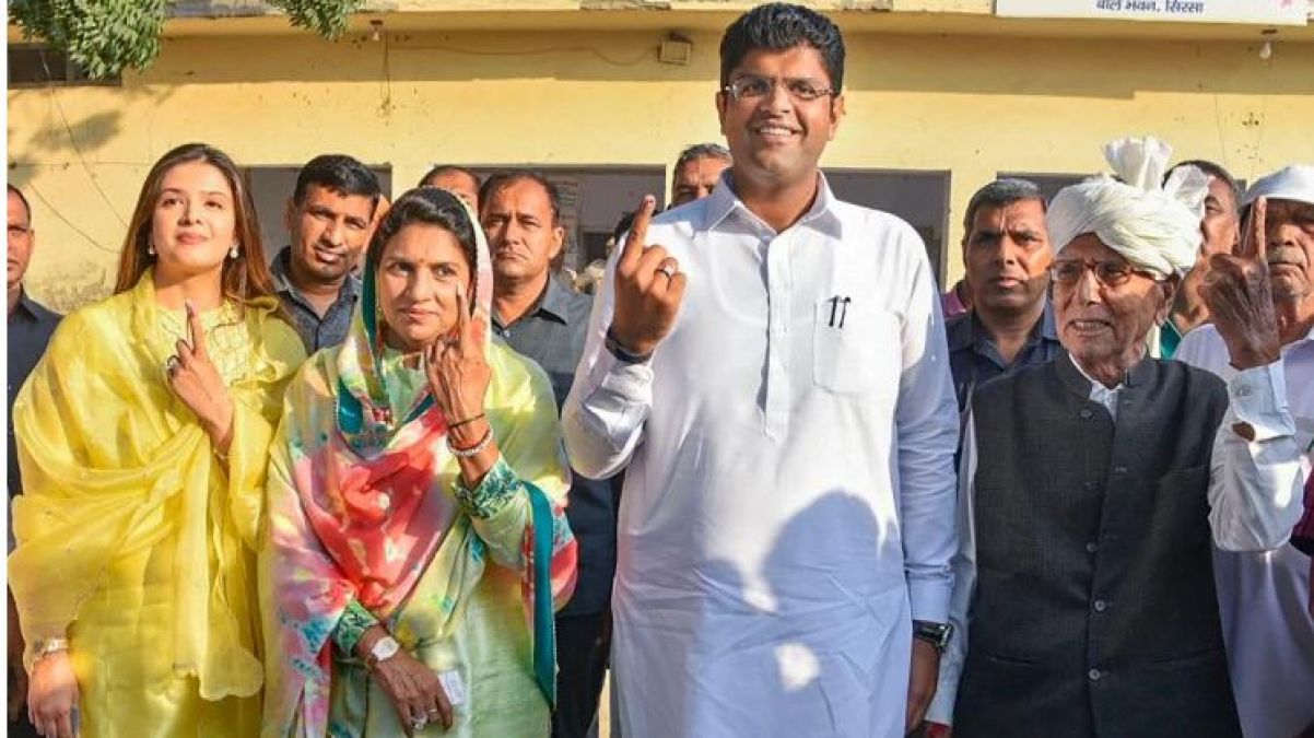 Mother, son took oath of assembly member together, historic day for Chautala family