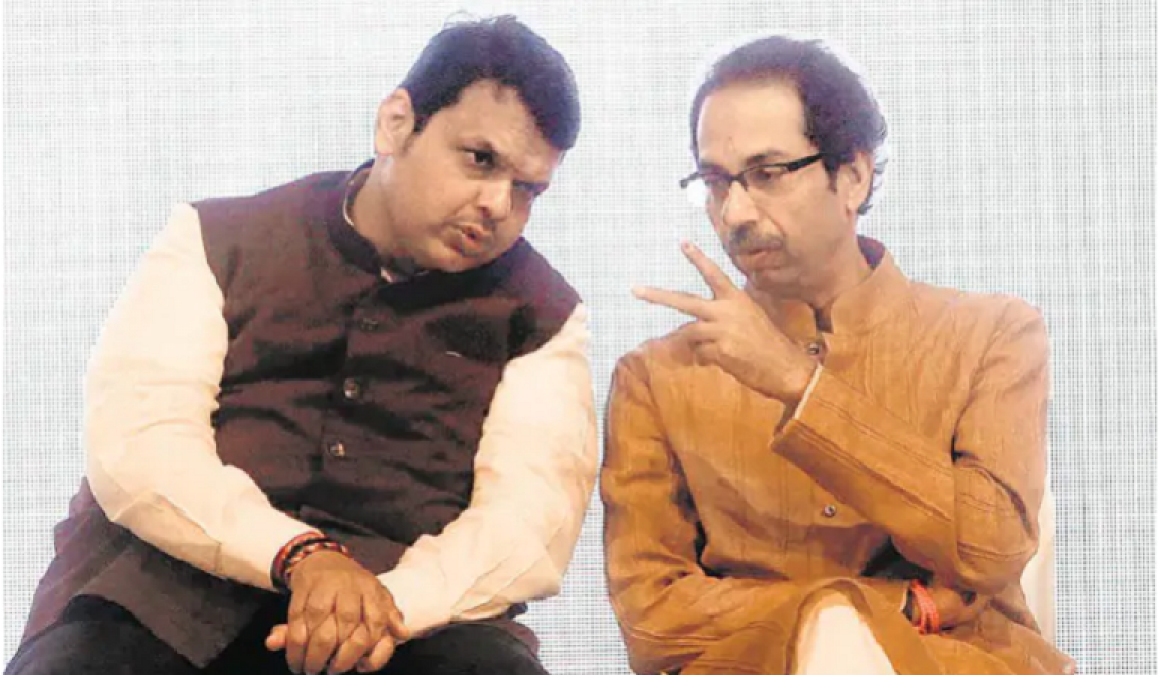 Amit Shah gives green signal to talk to Shiv Sena, Fadnavis can meet Uddhav today