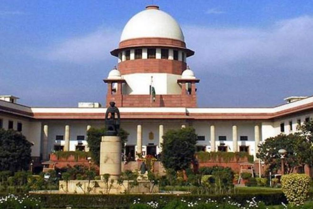 Supreme court reprimands Punjab government for Delhi pollution, warns officers to take immediate action