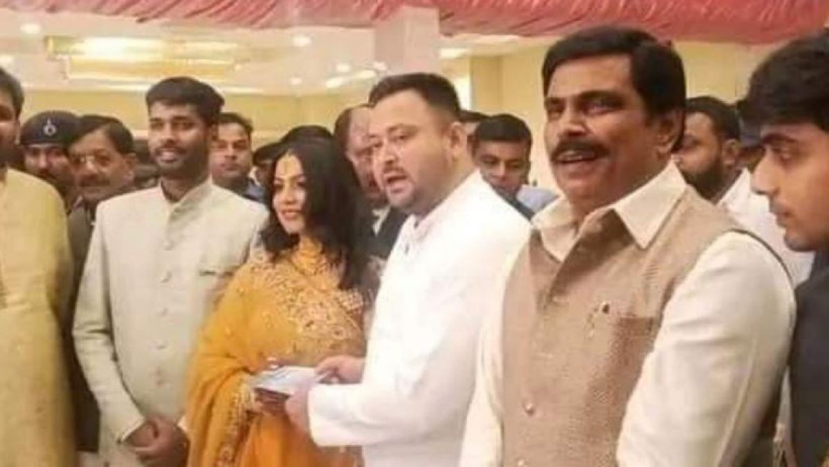 Bihar CM along with Deputy CM attends engagement of Bahubali leader's daughter