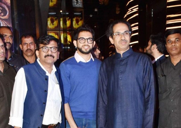 'Warrior, who never bowed to pressure has come,' says Thackeray as Raut comes out