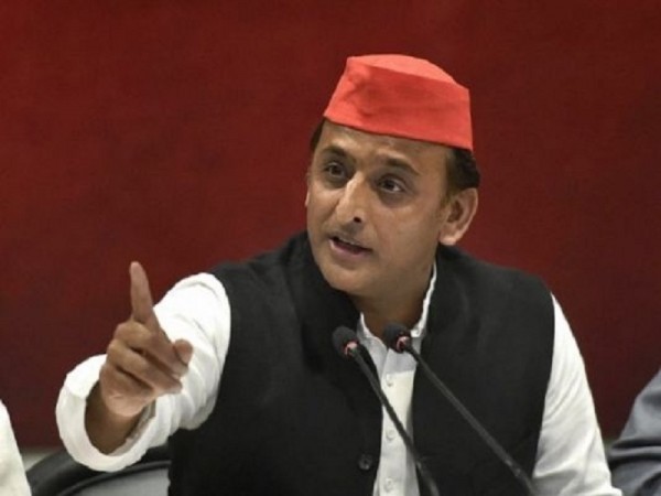 Akhilesh Yadav lashes out at UP government over crime rate