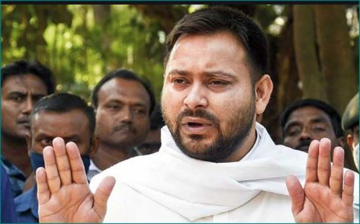 Tejashwi Yadav gets angry on hearing name of new Education Minister