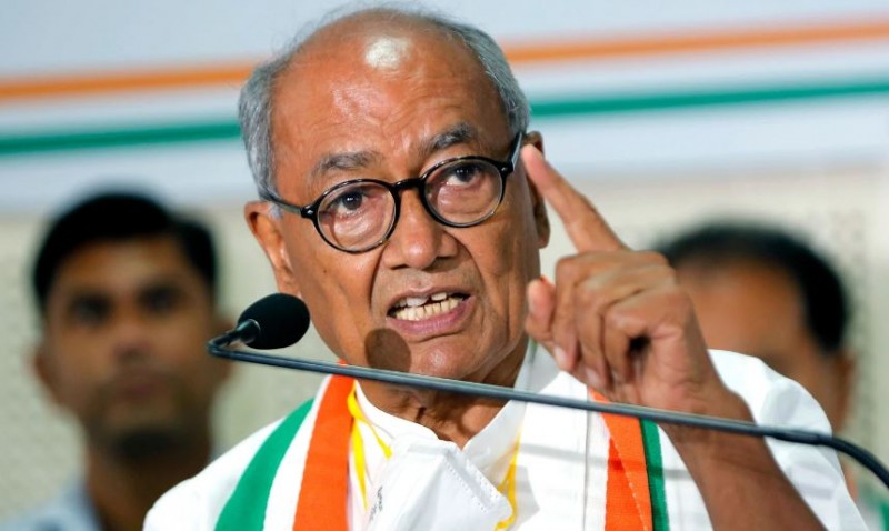'Congress party will fight the case of harassing the workers', Digvijay Singh took a big decision