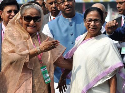 PM Sheikh Hasina meets Mamata Banerjee, discuss bilateral issues