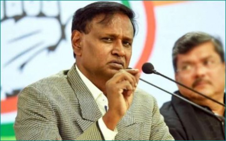 Congress leader Udit Raj lashes out at BJP, says, 'At whose behest the result was changed'