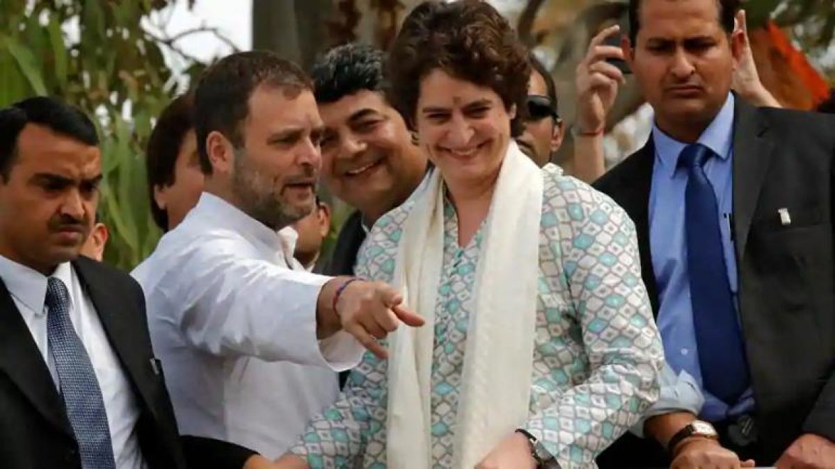 Rahul and Priyanka come out of Tihar jail after 1 hour, have a long discussion with P. Chidambaram