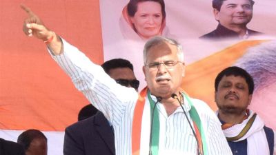 झारखंड के चुनावी अभियान में कूदे भूपेश बघेल, रघुबर दास और भाजपा सरकार पर साधा निशाना