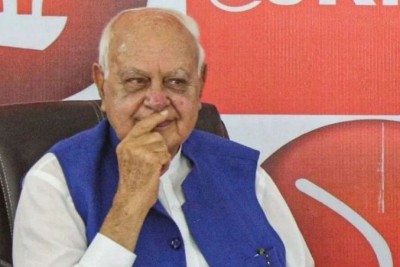 'Congress won't fight alone if it doesn't give...', Farooq Abdullah demands restoration of Article 370