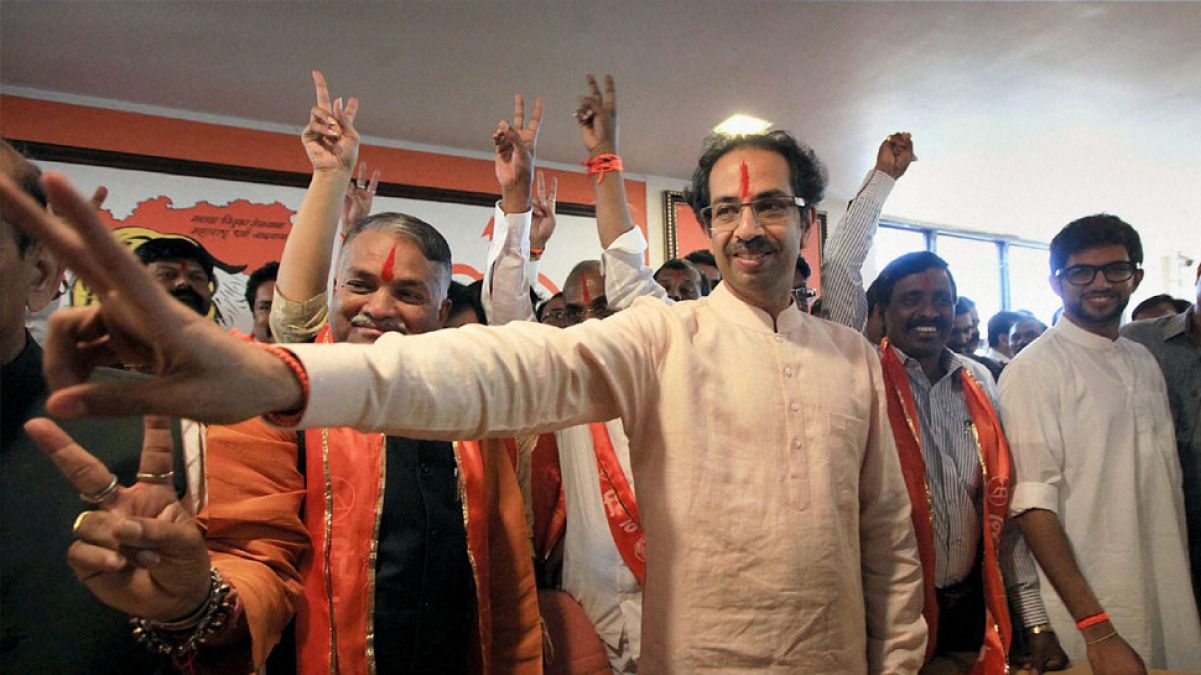 Uddhav Thackeray calls meeting to prevent rebellion among Shiv Sainiks for alliance with BJP