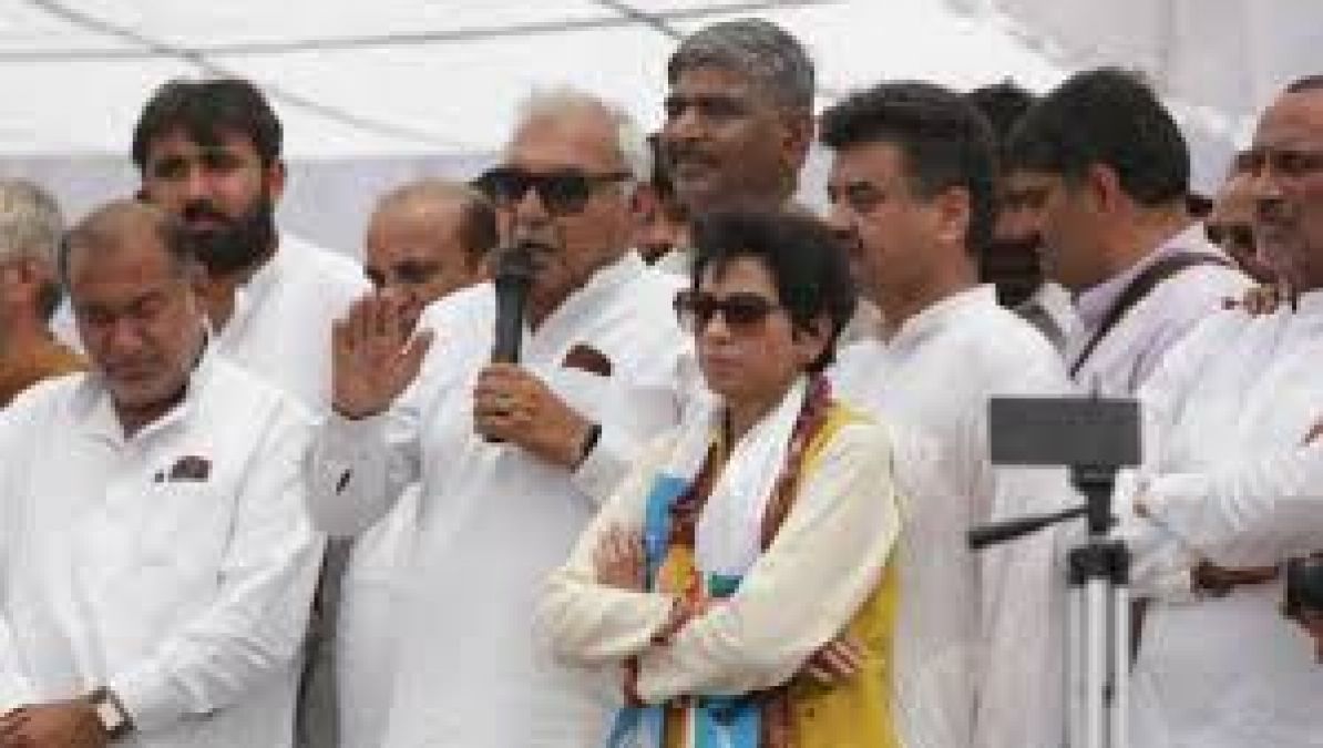 हरियाणा चुनावः कांग्रेस को एकजुट नहीं रख पाईं सोनिया गांधी, आंतरिक कलह बरकरार