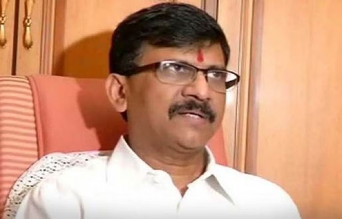 Police misbehaved with Rahul, Sanjay Raut says 