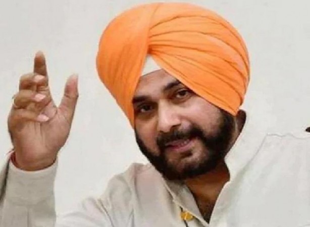 I will stand with Rahul-Priyanka whether I get POST or not- SIDHU