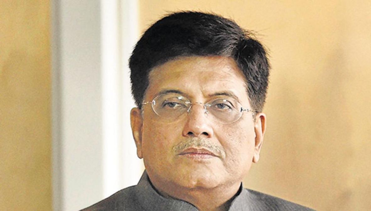 Theft at Railway Minister Piyush Goyal's house, many confidential documents missing