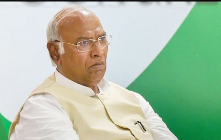 Youths have right to 50% of posts in Congress: Mallikarjun Kharge
