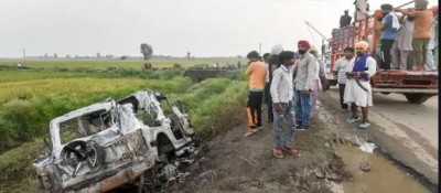 लखीमपुर हिंसा में मारे गए भाजपा कार्यकर्ता के परिजनों से क्यों मिले ? किसान नेता योगेंद्र यादव सस्‍पेंड