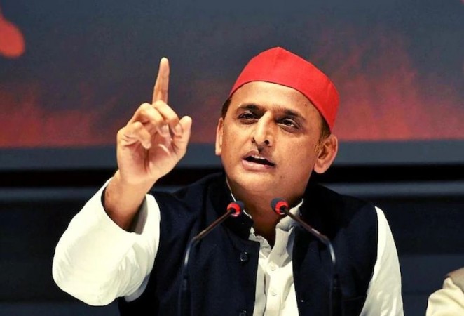 'Today UP is looking behind in every figure,' says Akhilesh Yadav at Lucknow rally