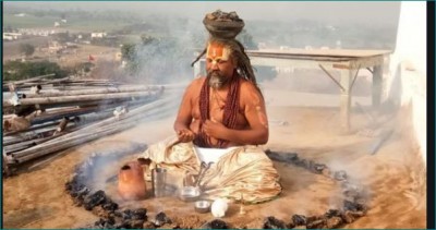 Computer Baba using 5 Star Hotel facilities, food prepared with RO water