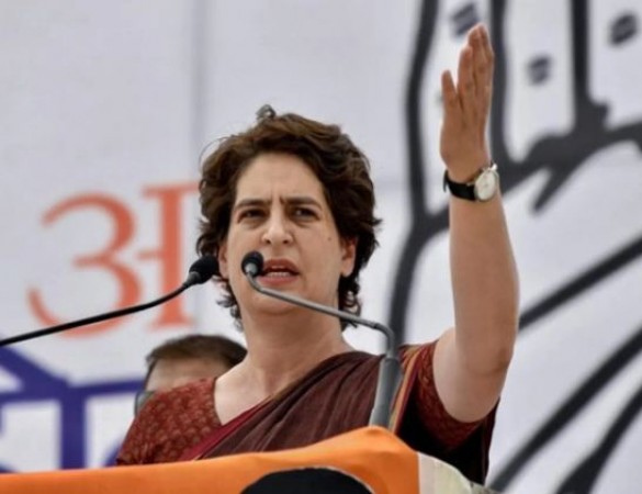 Priyanka attacks Yogi government, says 'Women are insecure in BJP rule'