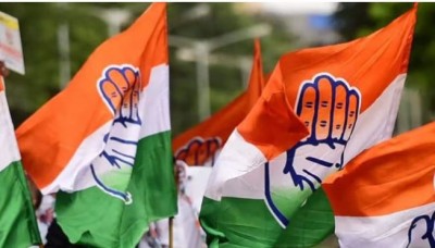 Gujarat: Setback for BJP ahead of Assembly polls, ex-MLAs join Congress