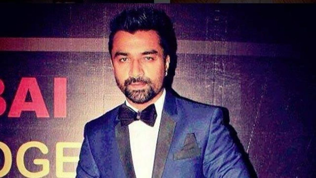 Maharashtra Election Live: Actor Ejaz Khan leads in Byculla seat, counting continues