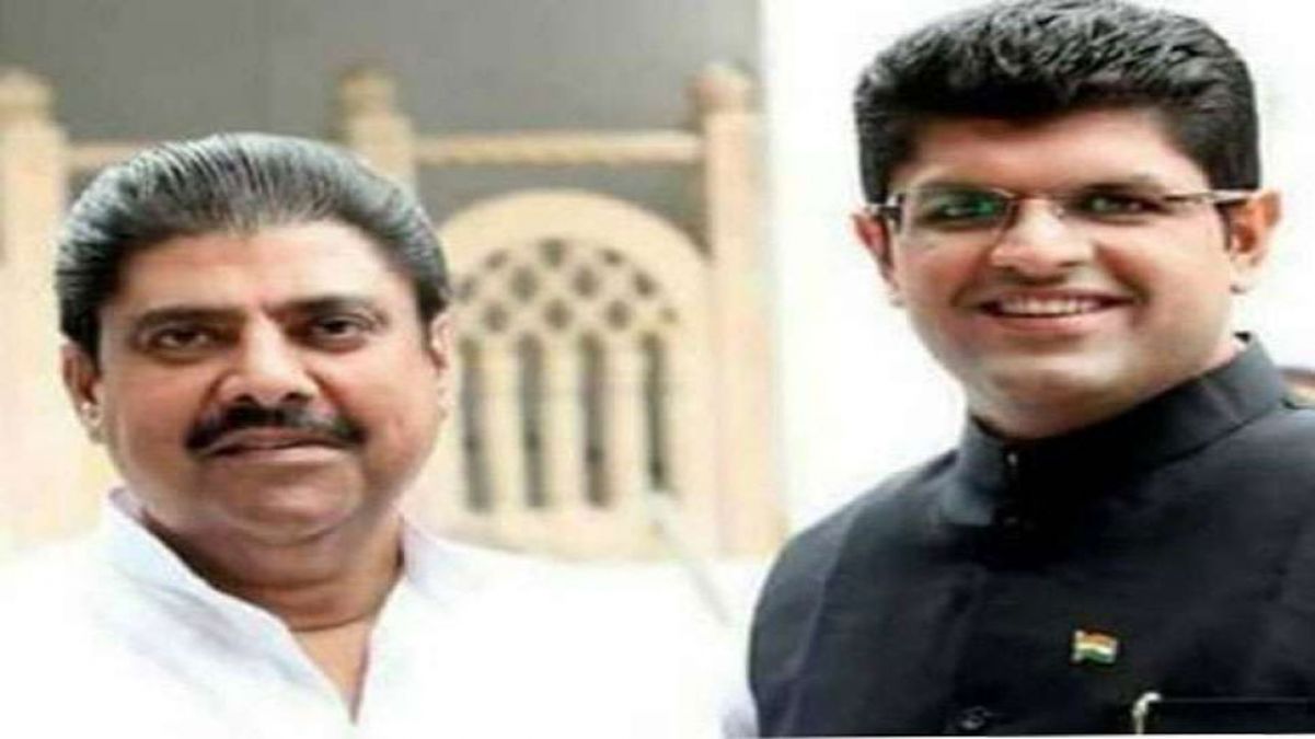 Haryana elections: Dushyant can go to meet father Ajay Chautala in Tihar, to discuss about government