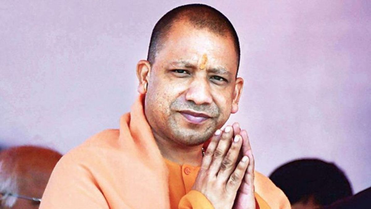 CM Yogi inaugurated Dial-112 to increase security, gave police officers a lot of courage