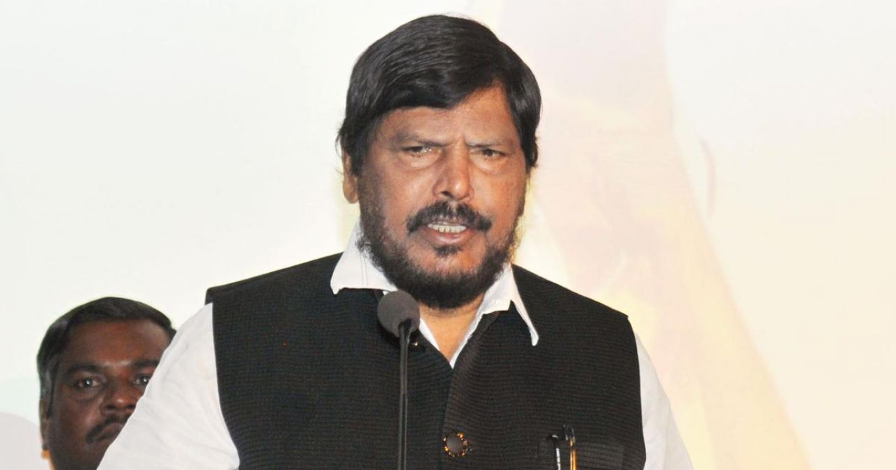 Ramdas Athawale made a big statement about Shiv Sena, know here