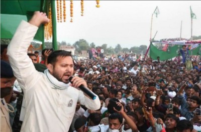 Bihar Election: RJD writes election commission to seek Tejashwi's security