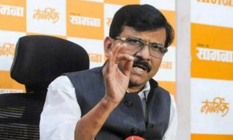 Sanjay Raut says, 'Mehbooba Mufti and Abdullah should be sent to Andaman jail for 10 years'