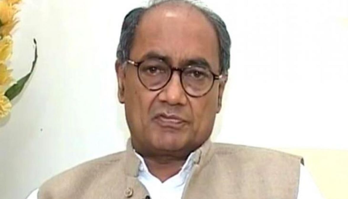 Digvijay Singh targets PM Modi for the declining economy; said this for him!