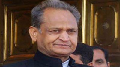 Is CM Ashok Gehlot elected incorrectly? The court asked for answers by September 27!