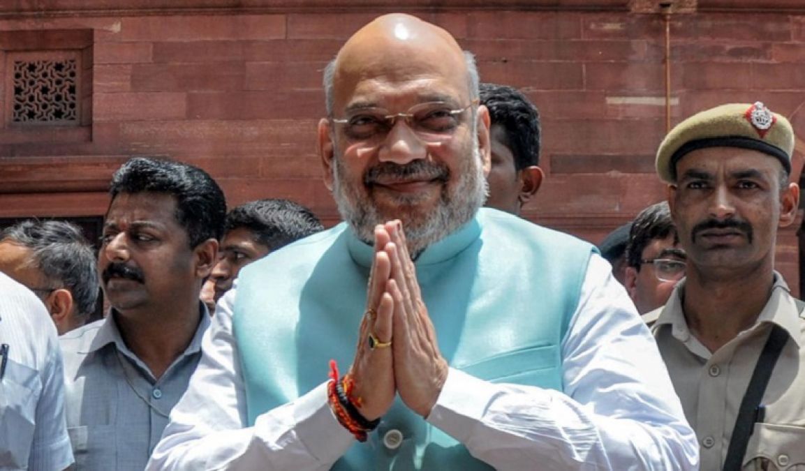 Amit Shah meets Assam Governor, now left for Maa Kamakhya temple