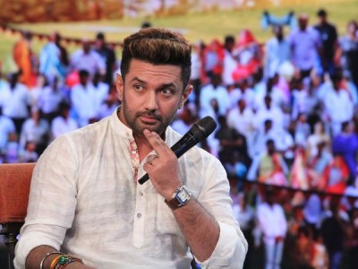 Chirag Paswan demands imposition of President's rule in Maharashtra