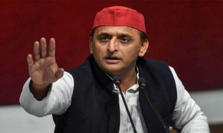 Akhilesh levelled big allegation on Modi government, says 'BJP wants to enslave farmers'