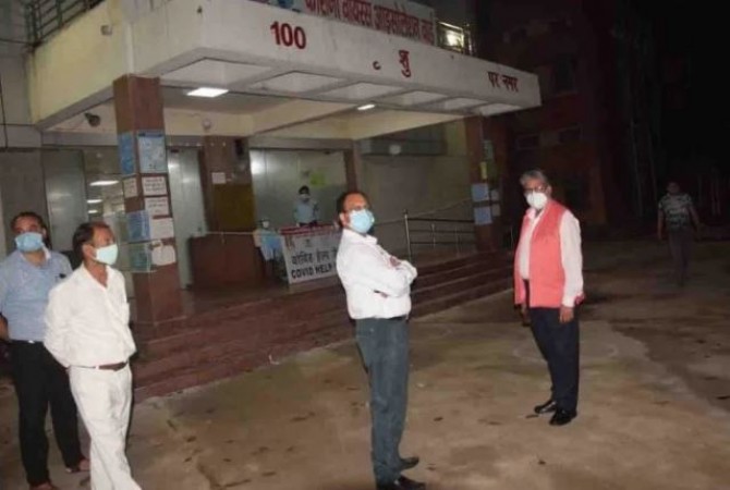 उपाध्यक्ष अतींद्र भारद्वाज के कोरोना रोगी पिता को नहीं मिला उपचार, सामने आई अस्पताल की ये तस्वीर