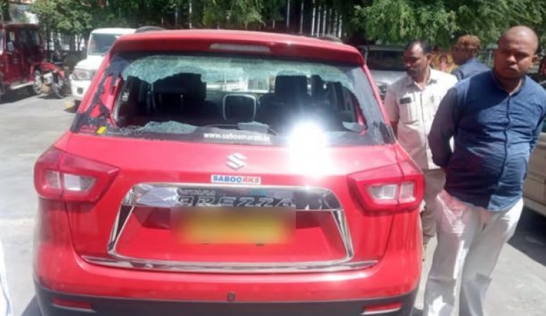 हैदराबाद: अमित शाह की सुरक्षा में चूक, कार में हुई तोड़फोड़!