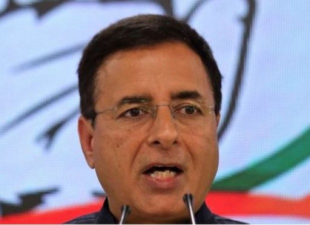 Congress attacked the Center on agricultural bills, says, 'Who will guarantee MSP outside the Mandi?