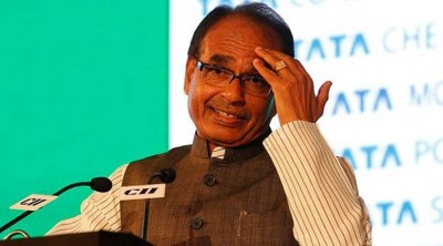 CM Shivraj Singh Chouhan says ''can I will take a loan repay it later'' during Khandwa visit
