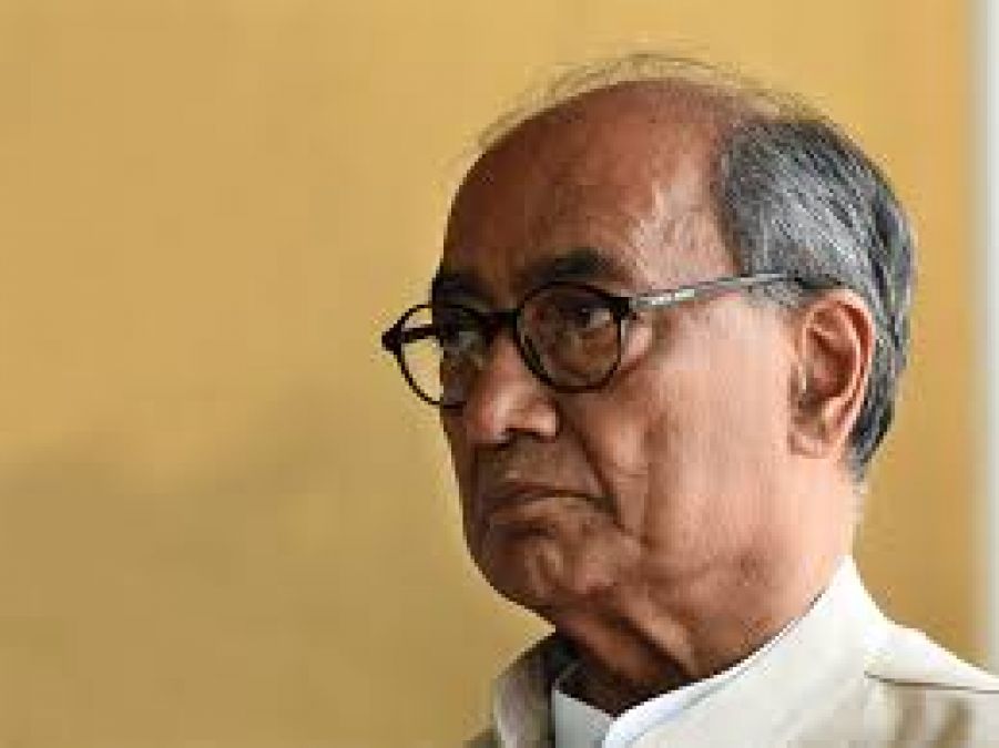Digvijay Singh in trouble, case filed for objectionable statement