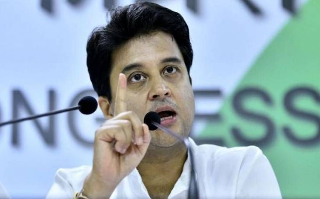 'Jyotiraditya Scindia' said PM to focus on the economy, did not reply on this matter