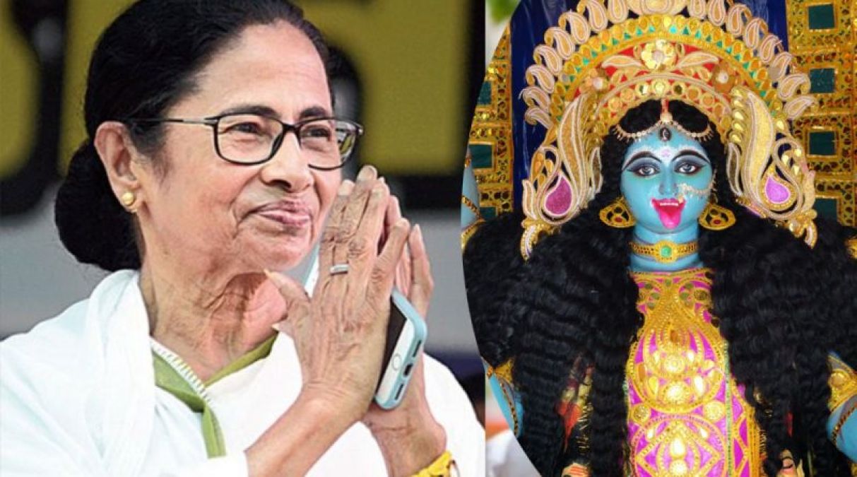 दुर्गा पूजा को लेकर ममता सरकार का बड़ा आदेश, सभी सिनेमाघरों को जारी किया नोटिस