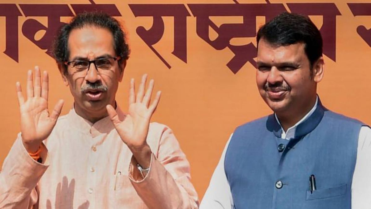 Maharashtra assembly elections: Uddhav and Fadnavis shares stage, but...