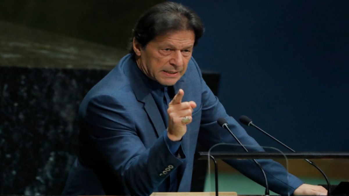 पाकिस्तानी पीएम इमरान खान के खिलाफ भारत में दर्ज हुआ केस, जानिए क्या है पूरा मामला